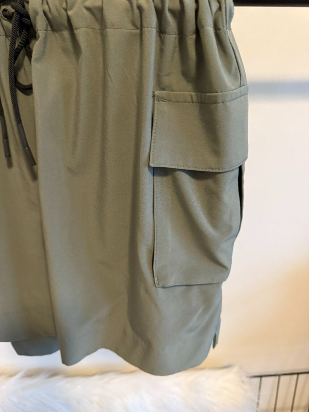 Athleta Sutton Olive Green Cargo Romper 4 - Picture 8 of 12